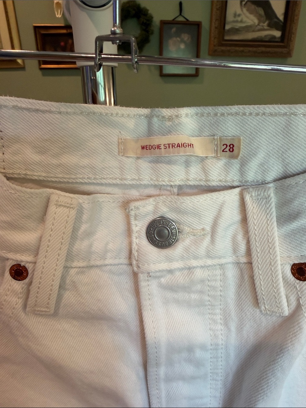 Levi's White Distressed Cropped Jeans - Picture 2 of 7